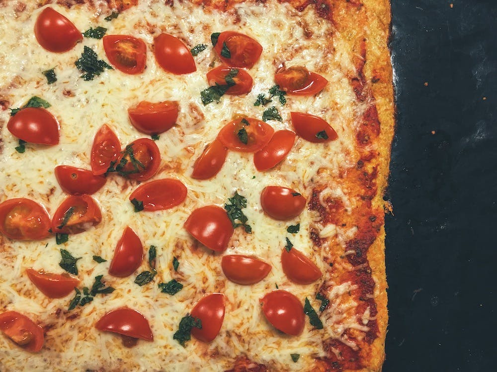 /recipes/paleo-pizza.jpg